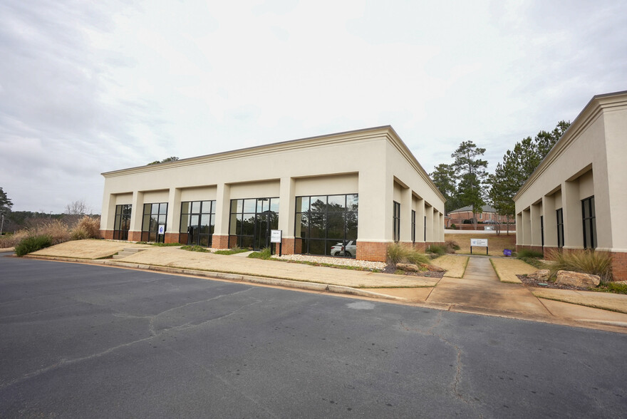 1760 Bass Rd, Macon-Bibb, GA for rent - Building Photo - Image 2 of 3