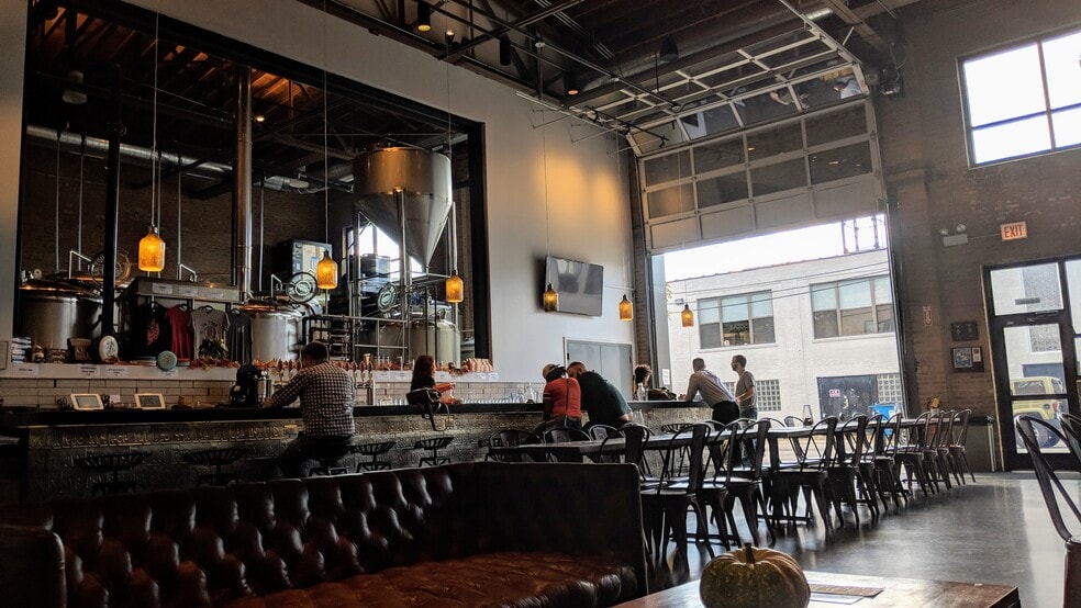 1725 W Hubbard St, Chicago, IL for sale - Interior Photo - Image 3 of 7