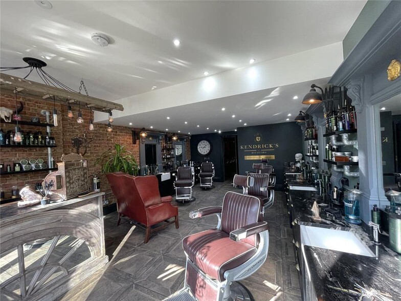 11 North St, Rochford for sale - Interior Photo - Image 2 of 6