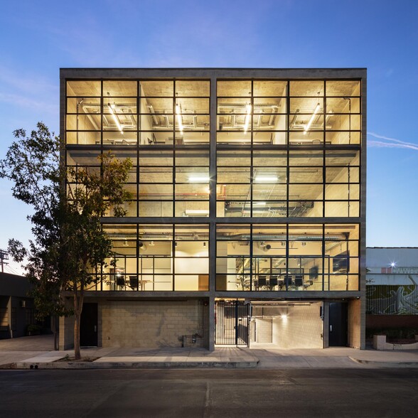 743 Seward St, Los Angeles, CA for sale - Primary Photo - Image 1 of 1