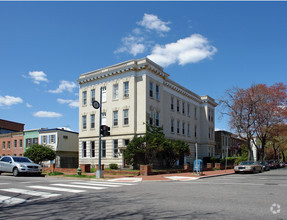 668 Independence Ave SE, Washington, DC for sale Primary Photo- Image 1 of 1