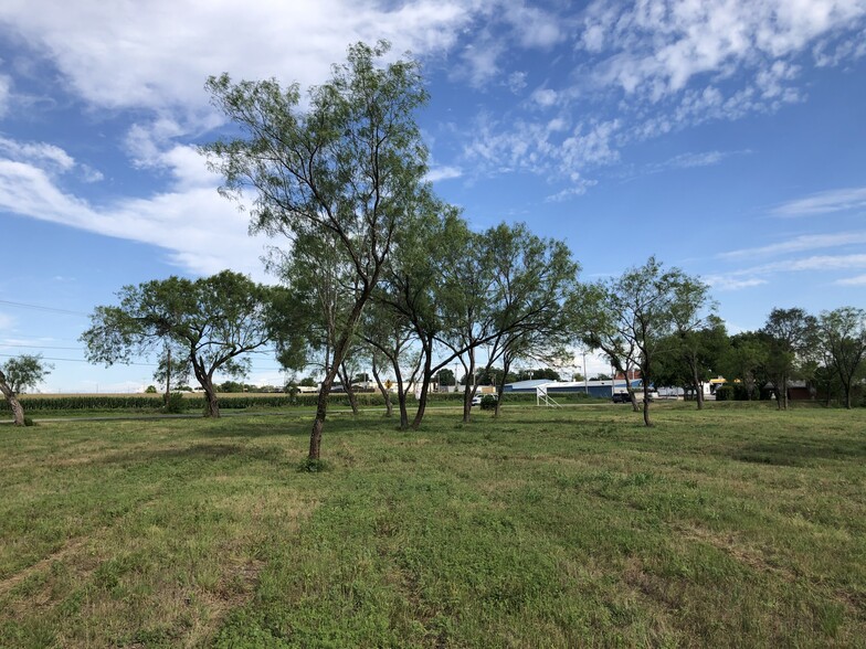 Us Highway 90 & FM 471 N, Castroville, TX for rent - Building Photo - Image 3 of 6