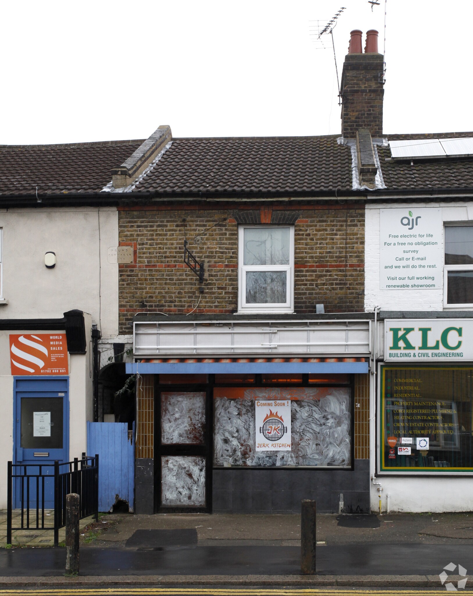 58 Milton Rd, Westcliff On Sea for sale Primary Photo- Image 1 of 1