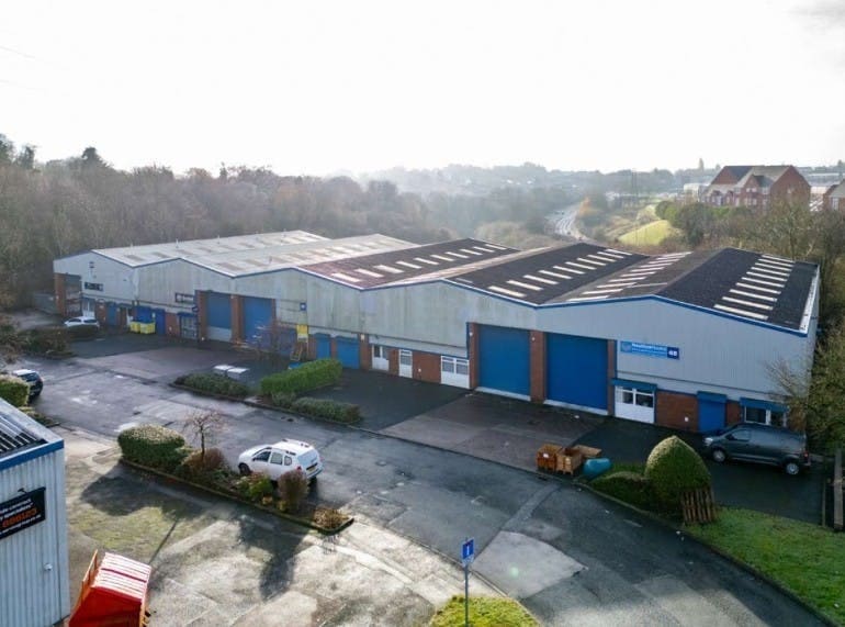 Pedmore Rd, Brierley Hill to rent - Building Photo - Image 2 of 16