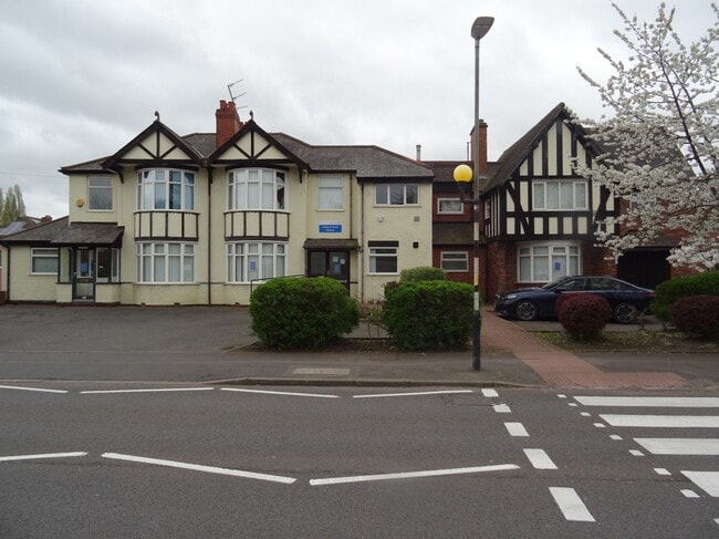 More details for 117-121 Coalway Rd, Wolverhampton - Office for Sale