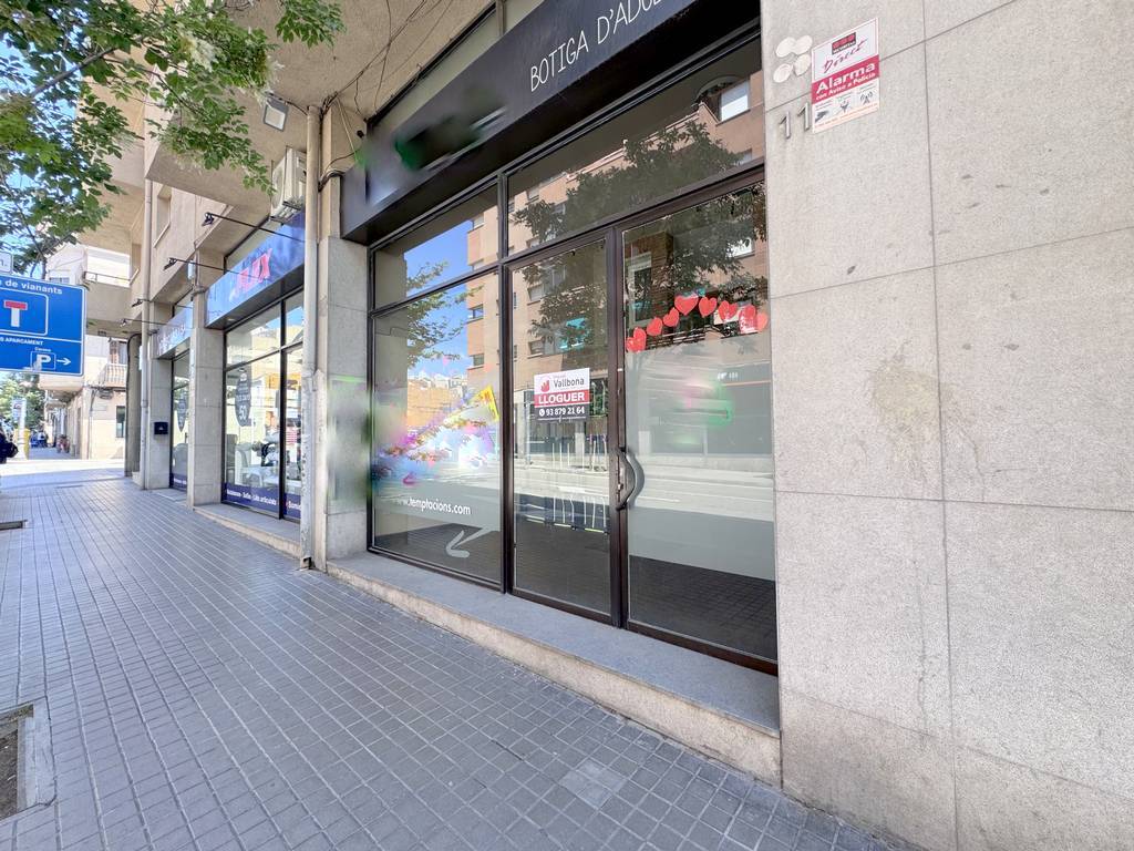 Retail in Granollers, Barcelona to rent Building Photo- Image 1 of 13