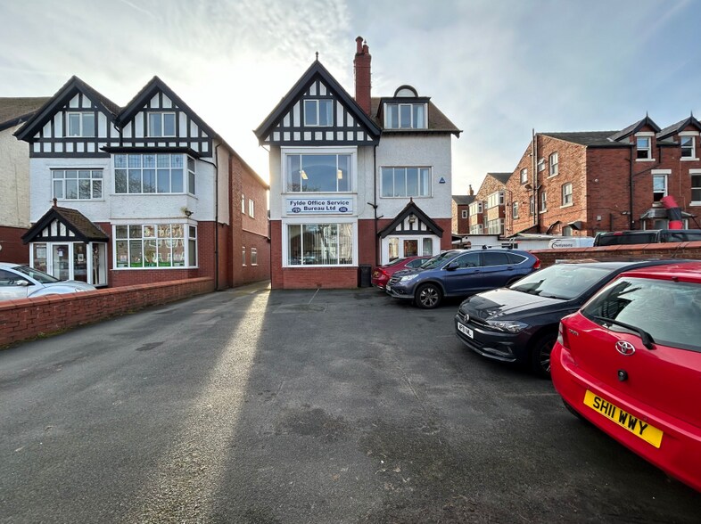 28 Orchard Rd, Lytham St Annes for sale - Building Photo - Image 1 of 1