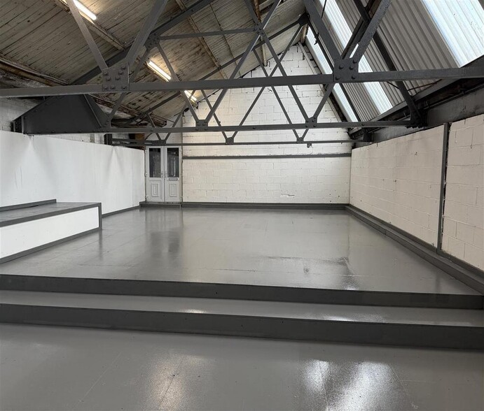 St Peter's Way, Warrington to rent - Interior Photo - Image 3 of 3