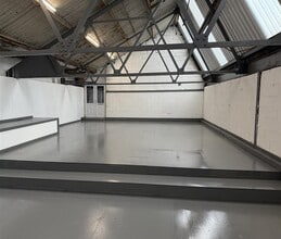 St Peter's Way, Warrington to rent Building Photo- Image 2 of 2