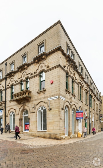 11-13 Ramsden St, Huddersfield to rent - Building Photo - Image 3 of 4