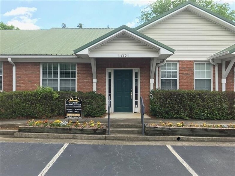 800 Kennesaw Ave, Marietta, GA for sale - Building Photo - Image 1 of 1