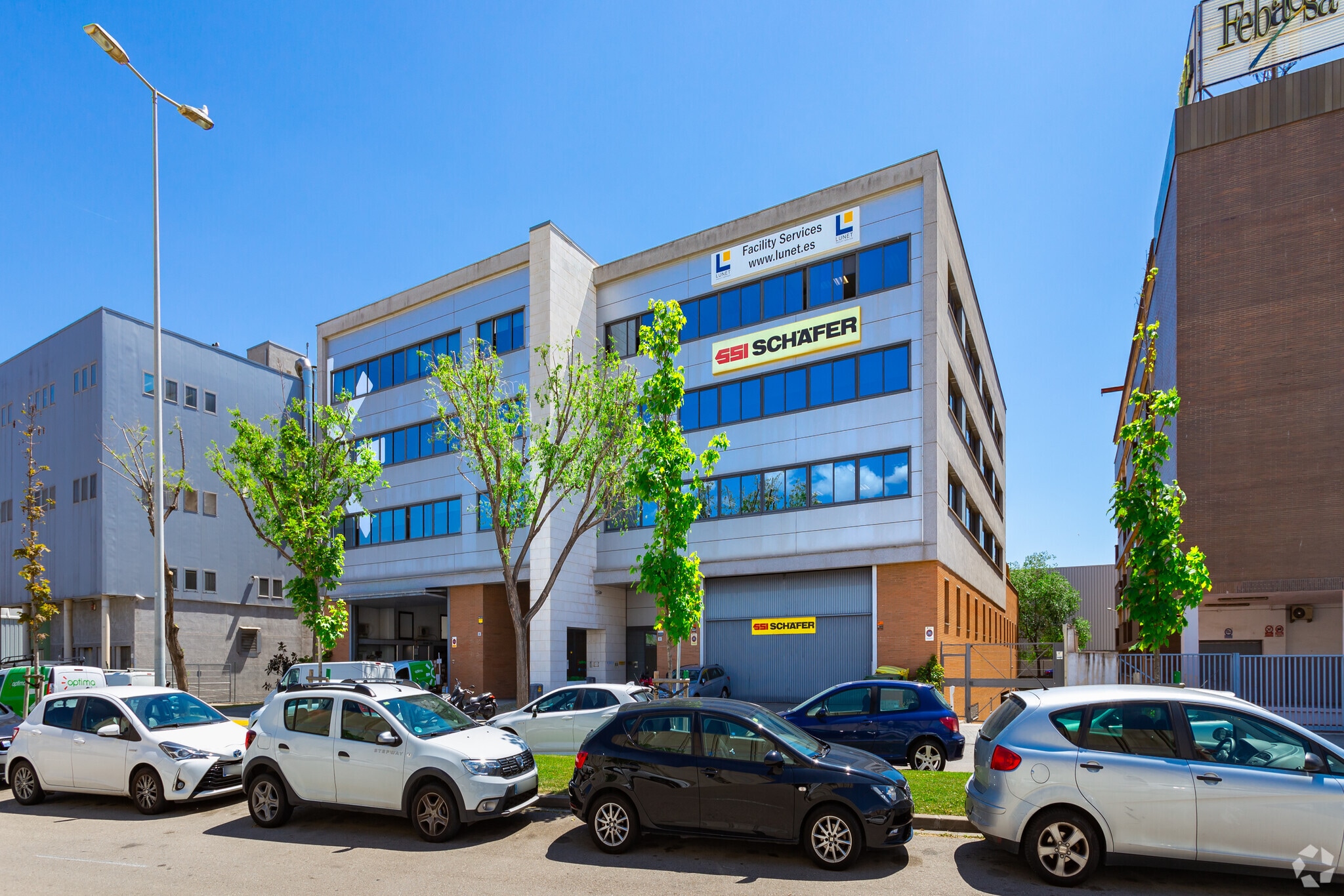 Office in L'Hospitalet de Llobregat, Barcelona to rent Primary Photo- Image 1 of 5