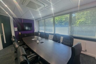 Crockford Ln, Chineham to rent Interior Photo- Image 1 of 4