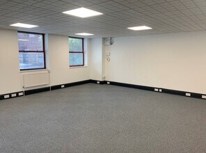 Bedford Rd, Petersfield to rent Interior Photo- Image 2 of 4