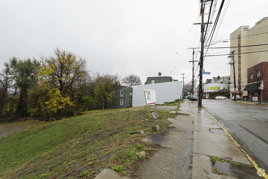 7-19 Boggs Ave, Pittsburgh, PA for sale - Primary Photo - Image 1 of 1