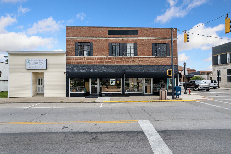 107 N Broadway St, Blanchester, OH for sale - Building Photo - Image 1 of 1