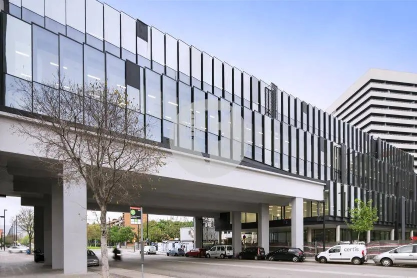 Plaça Europa, 10, L'Hospitalet de Llobregat, Barcelona to rent Building Photo- Image 1 of 18