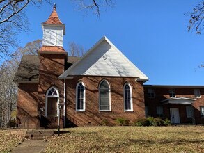 5591 Seward Rd, Pfafftown, NC for sale Primary Photo- Image 1 of 1