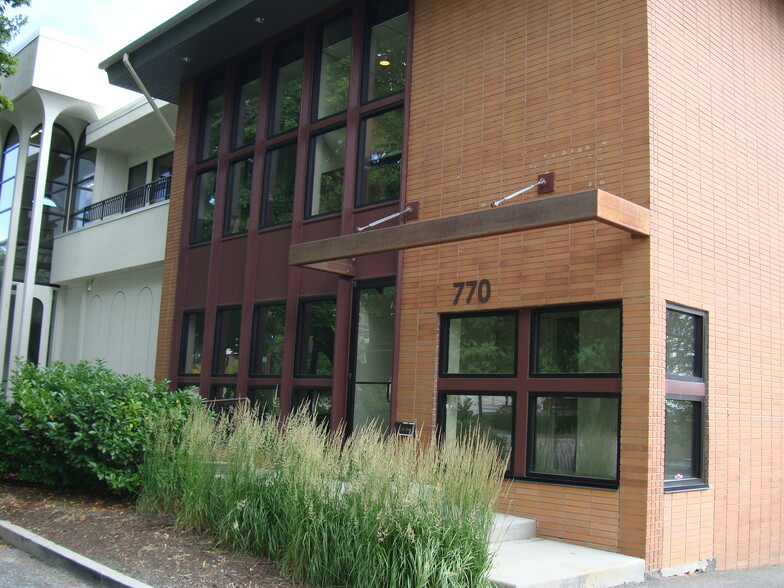 770 E South Temple, Salt Lake City, UT for rent - Building Photo - Image 3 of 5