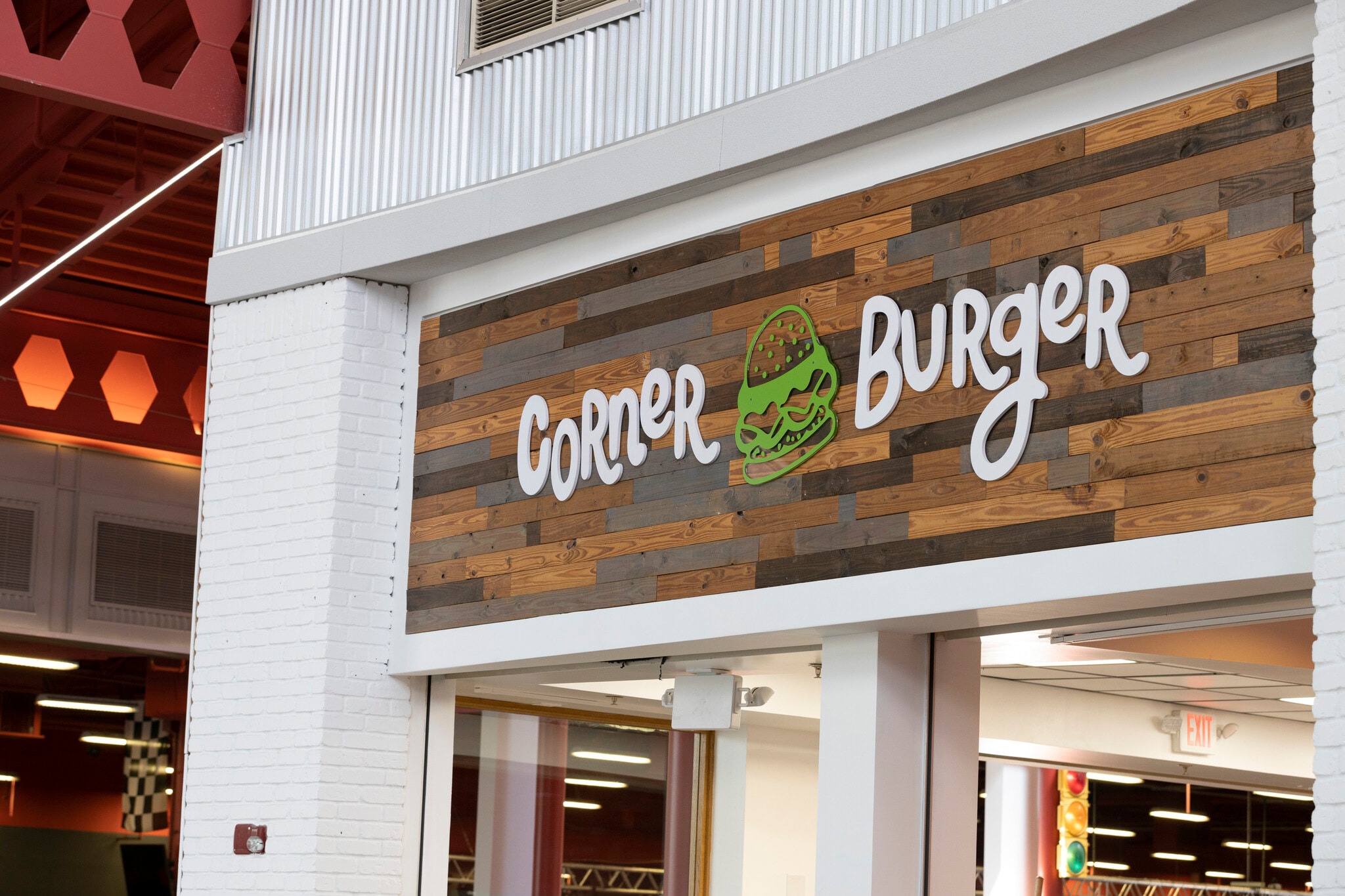 5250 International Dr, Orlando, FL to rent Interior Photo- Image 1 of 3