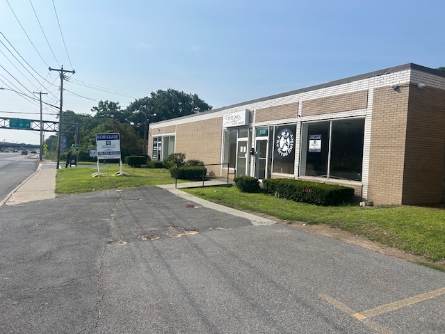 1500 Central Ave, Colonie, NY for rent - Building Photo - Image 2 of 6