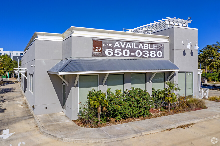 6819 N Loop 1604 W, San Antonio, TX for rent - Building Photo - Image 3 of 7