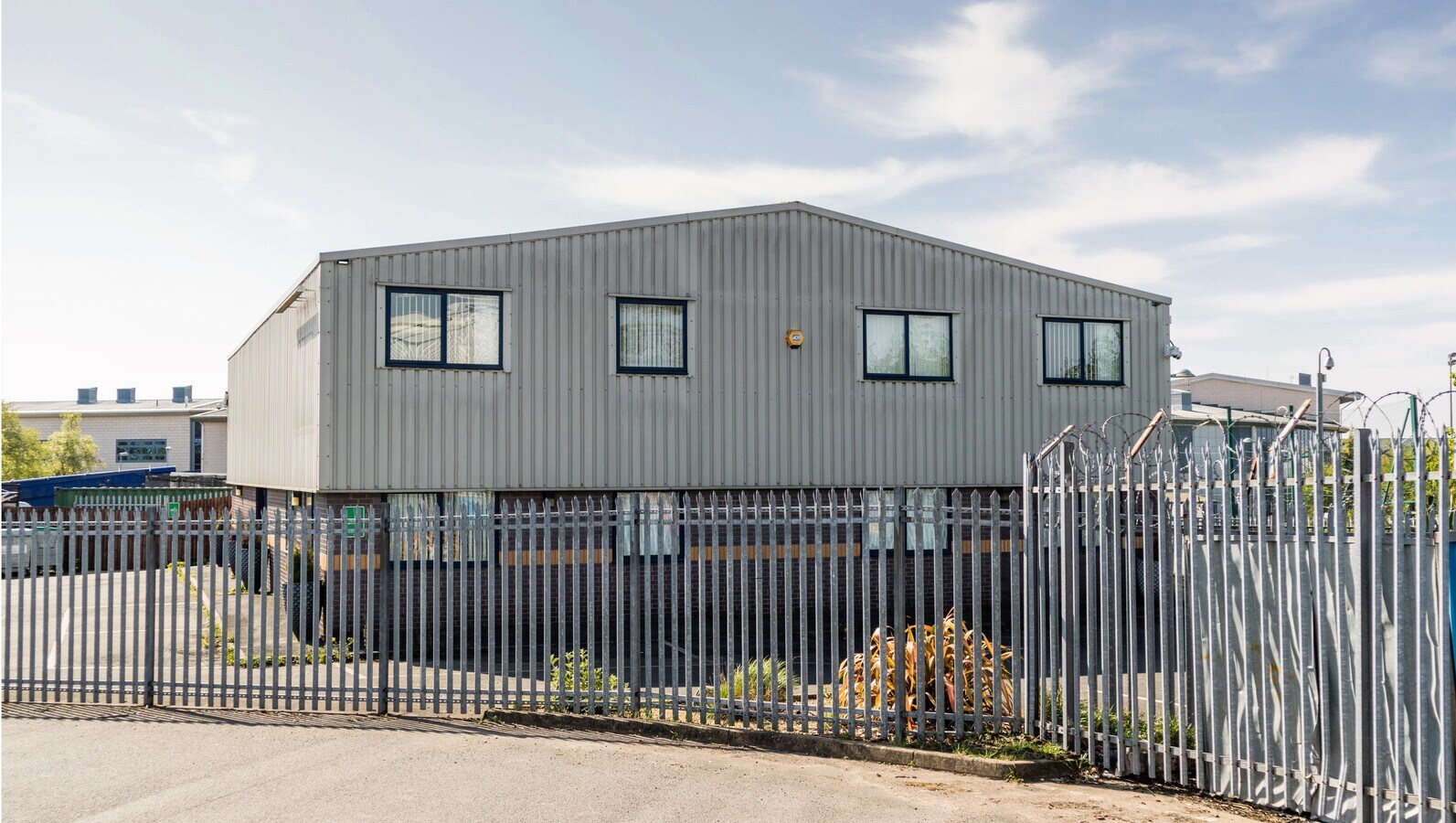 12 Birmingham Rd, West Bromwich B71 4JZ UK