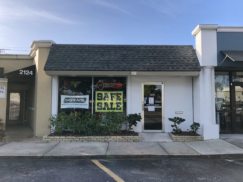 2120 Gulf Gate Dr, Sarasota, FL for sale - Building Photo - Image 1 of 1