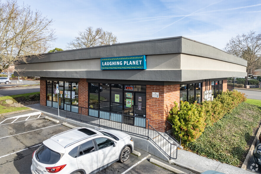 405-605 NW Saltzman Rd, Portland, OR for rent - Building Photo - Image 2 of 5