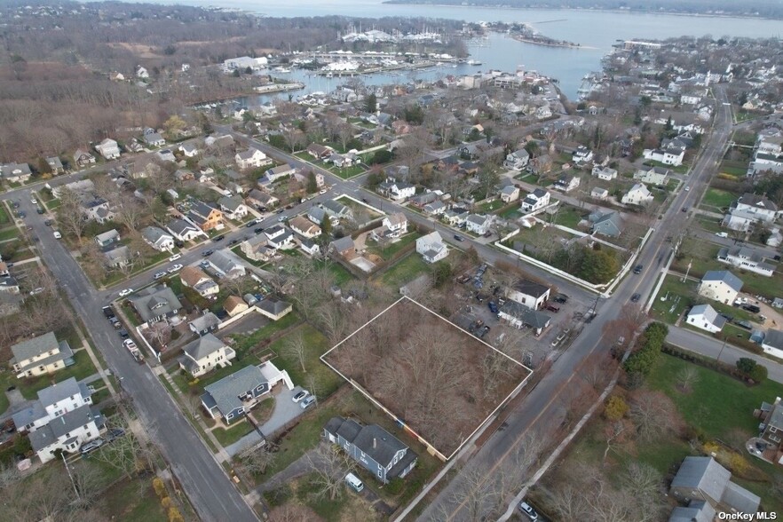 450 Main St, Greenport, NY for sale - Aerial - Image 1 of 4