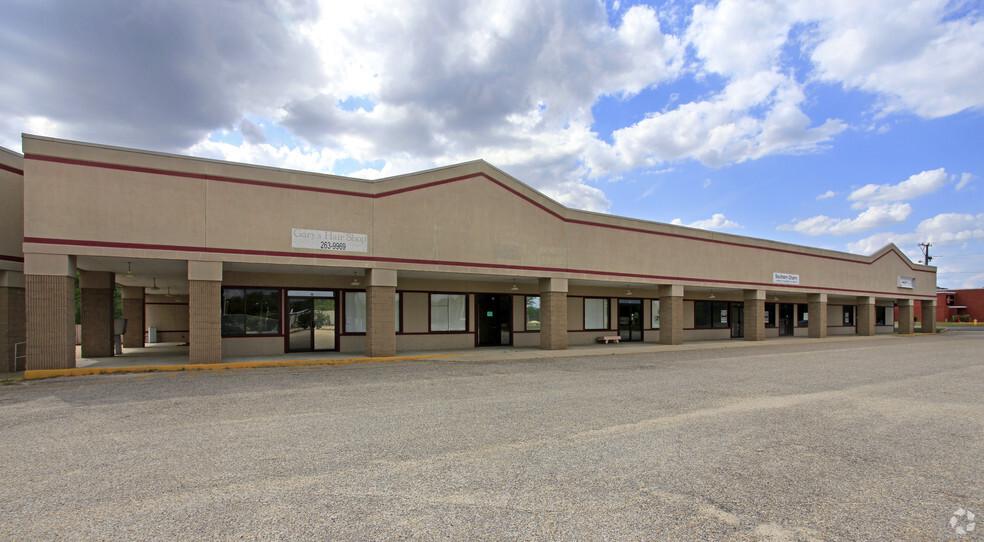 Retail in Graceville, FL for sale - Primary Photo - Image 1 of 1