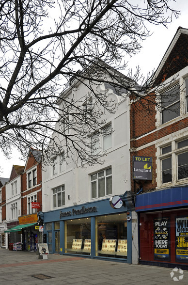 53-55 Balham Hl, London for rent - Primary Photo - Image 1 of 2