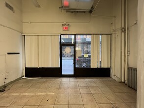 306 W 38th St, New York, NY for rent Interior Photo- Image 1 of 5