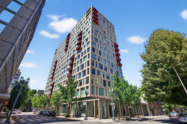 More details for 923 NW Glisan St, Portland, OR - Medical, Retail to Rent