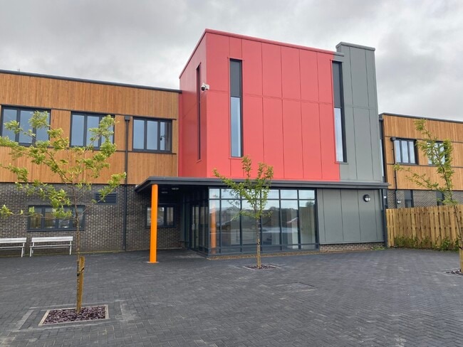 More details for Arrowhead Rd, Ashford - Office to Rent