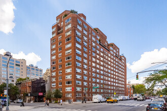 2 Charlton St, New York, NY for sale Primary Photo- Image 1 of 1