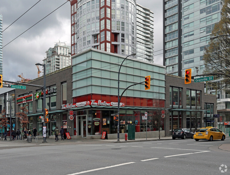 982-988 Granville St, Vancouver, BC for rent - Primary Photo - Image 1 of 3