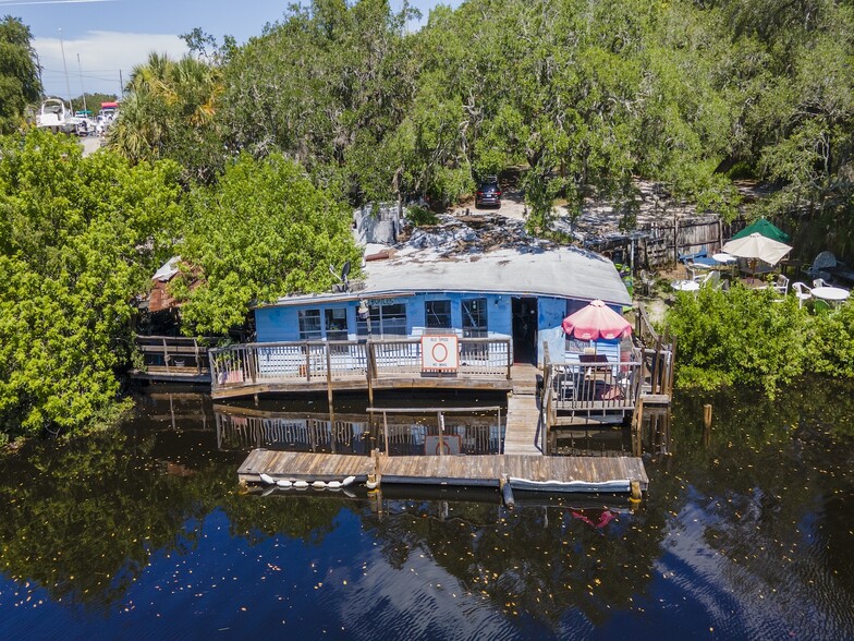 1761 BECKET Way, Tarpon Springs, FL for sale - Building Photo - Image 1 of 84