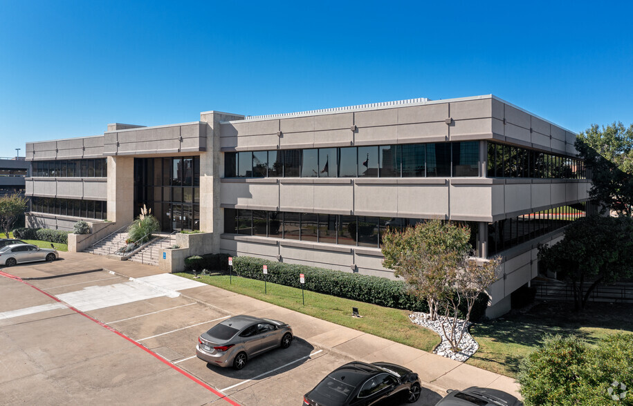 150 W John Carpenter Fwy, Irving, TX for rent - Building Photo - Image 2 of 10