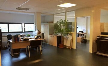 Office in Champigny-sur-Marne to rent Interior Photo- Image 2 of 3