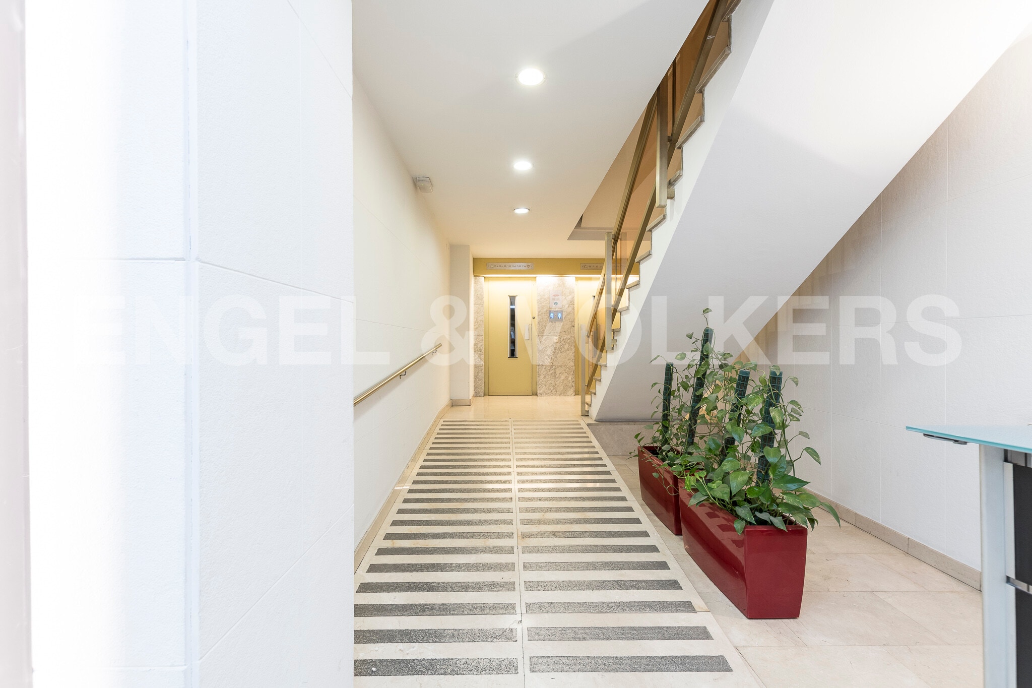 Office in Barcelona, Barcelona to rent Interior Photo- Image 1 of 35