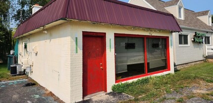 3305 E Paris Ave SE, Grand Rapids, MI for rent Building Photo- Image 1 of 3