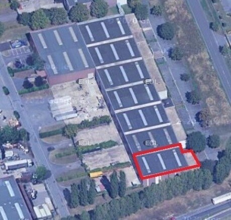 Light Industrial in SAINT-OUEN-L'AUMONE to rent Building Photo- Image 1 of 11