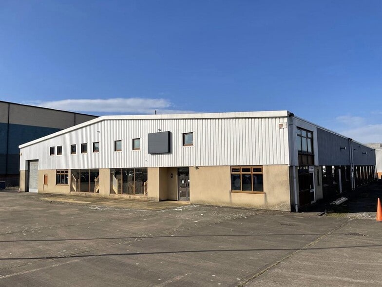 Plantation Rd, Stoke On Trent to rent - Building Photo - Image 2 of 8