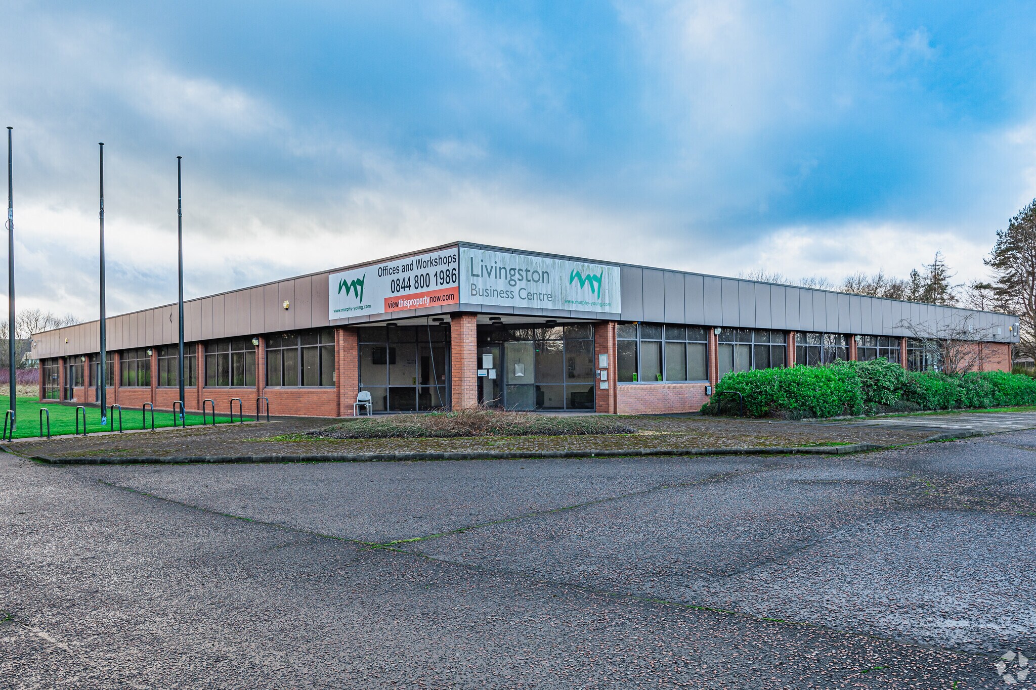 Kirkton Rd S, Livingston for sale Primary Photo- Image 1 of 1