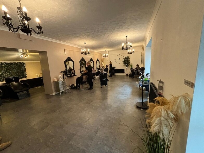 13 Church St, Maesteg for sale - Interior Photo - Image 2 of 2