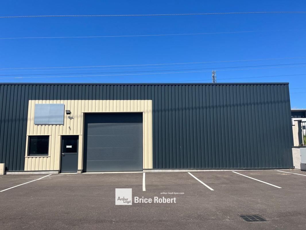 Light Industrial in Jonage to rent Building Photo- Image 1 of 9