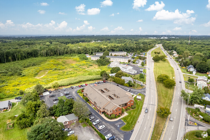 1445 Wampanoag Trl, Riverside, RI for rent - Aerial - Image 2 of 6