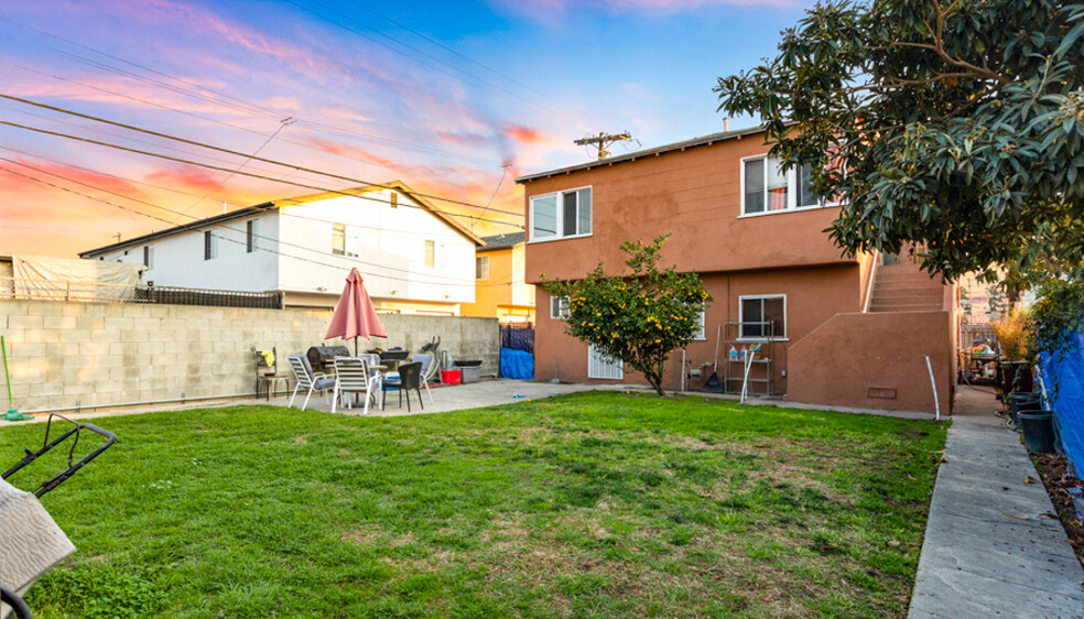 814 W 75th St, Los Angeles, CA for sale - Building Photo - Image 1 of 1