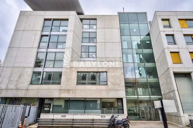 Office in Rueil-Malmaison to rent Building Photo- Image 1 of 7